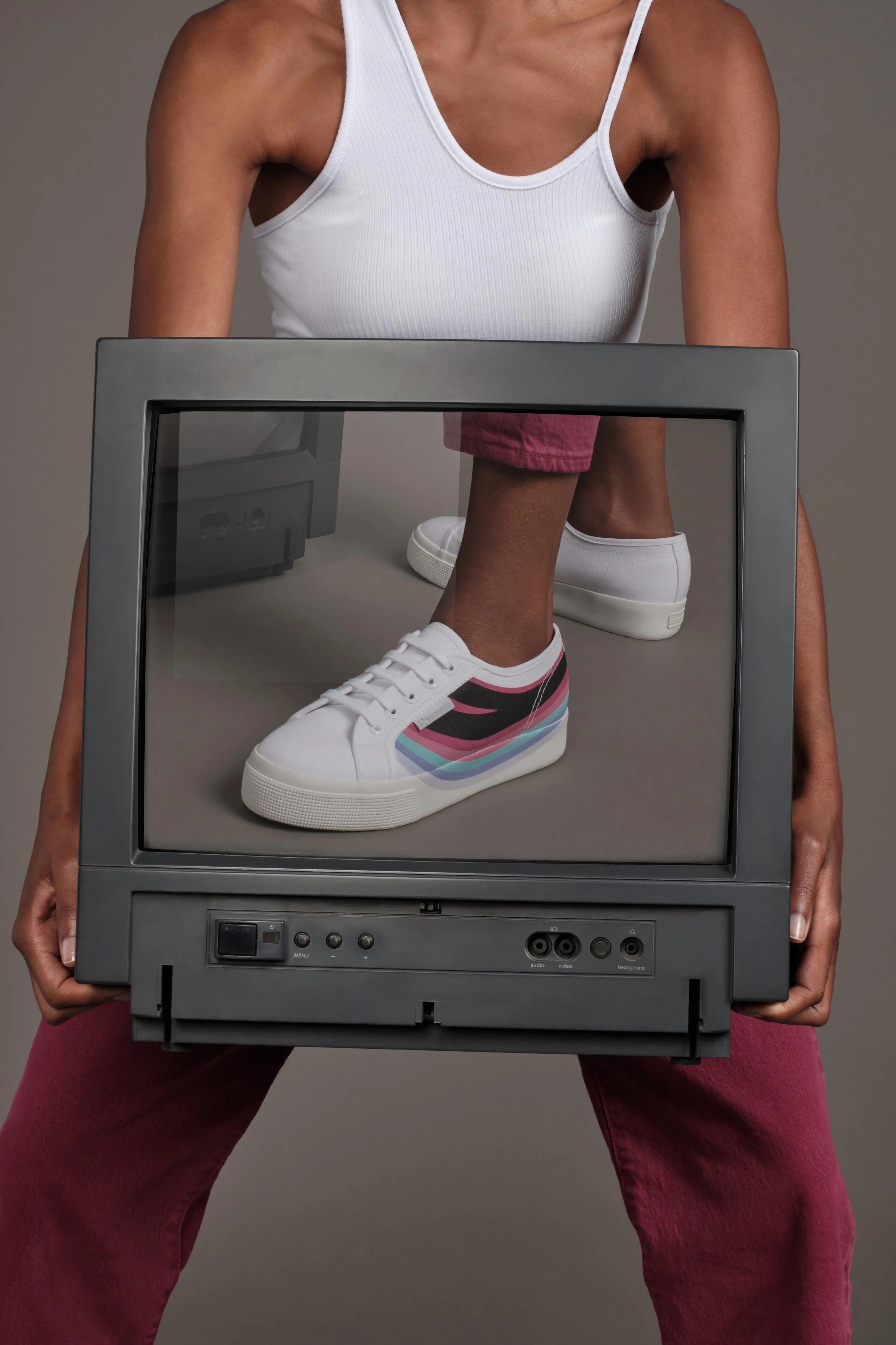 Superga-Television-5.jpg